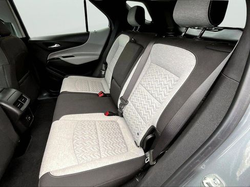 Used 2023 Chevrolet Equinox LT w/ Driver Convenience Package image 21