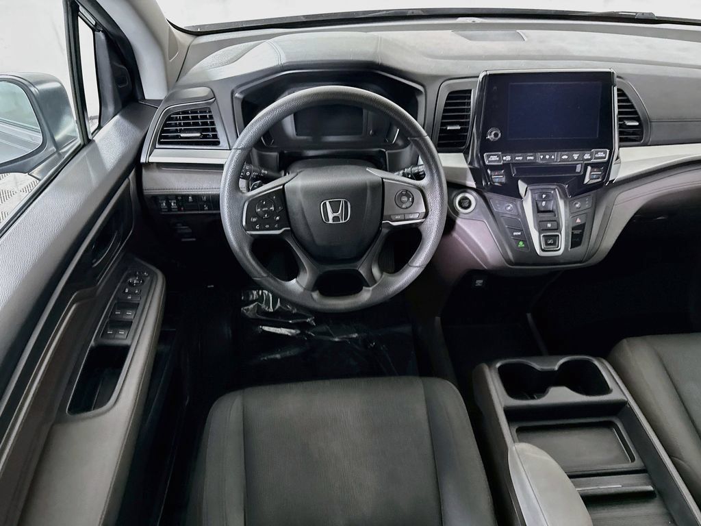 Used 2019 Honda Odyssey EX image 3