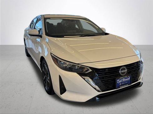 Used 2024 Nissan Sentra SV image 5