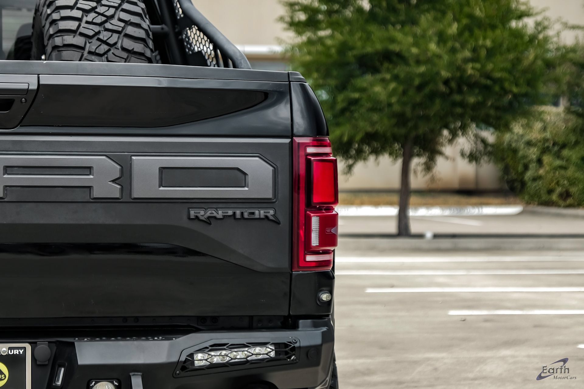 Used 2020 Ford F150 Raptor w/ Equipment Group 802A Luxury AWD/4WD image 14