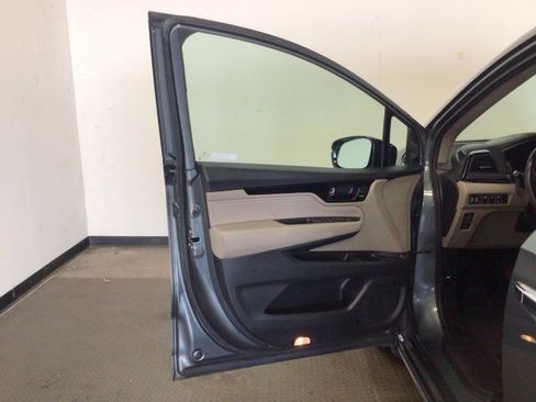 Used 2021 Honda Odyssey Elite image 17