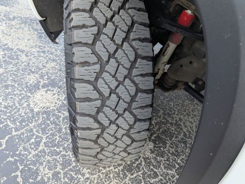 Used 2023 Chevrolet Silverado 2500 High Country w/ Z71 Off-Road Package image 31