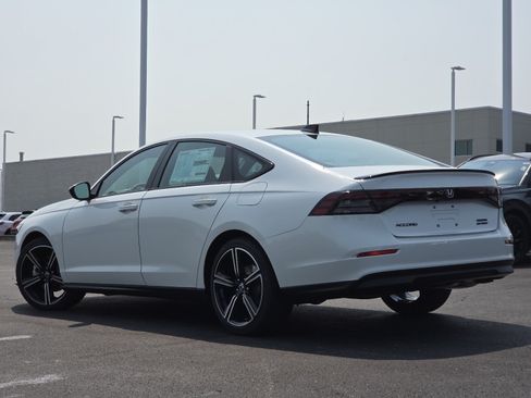 New 2026 Honda Accord Sport image 17