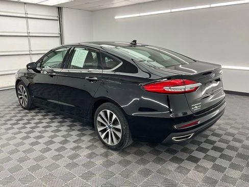 Used 2020 Ford Fusion SE image 17
