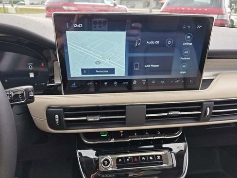 New 2026 Lincoln Corsair Premiere image 10