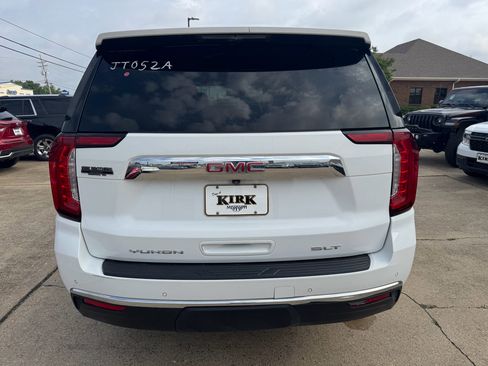 Used 2022 GMC Yukon SLT w/ SLT Premium Package RWD image 4