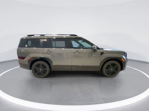 Used 2025 Hyundai Santa Fe Calligraphy AWD/4WD image 9