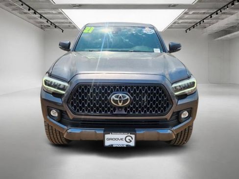 Used 2021 Toyota Tacoma Limited w/ Nightshade Package AWD/4WD image 9