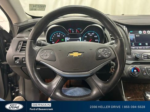 Used 2015 Chevrolet Impala LT w/ Convenience Package image 21