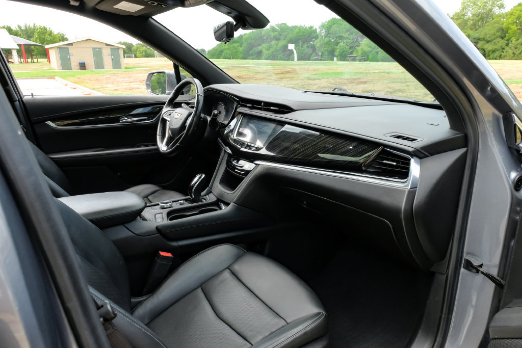 Used 2020 Cadillac XT6 Premium Luxury FWD image 17