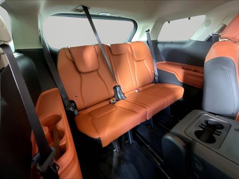 Used 2026 Kia Carnival EX FWD image 26