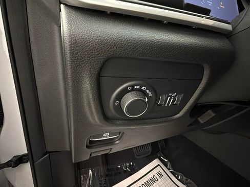 Used 2021 Jeep Grand Cherokee L Altitude image 44