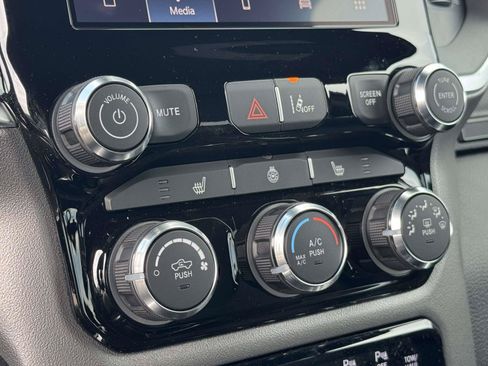 New 2026 RAM 1500 Big Horn w/ Night Edition AWD/4WD image 5
