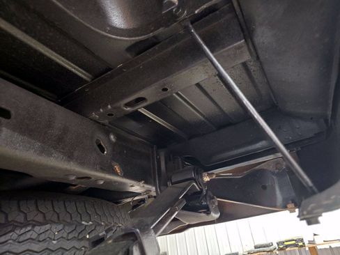 Used 1990 Chevrolet Silverado 1500 2WD Regular Cab image 56