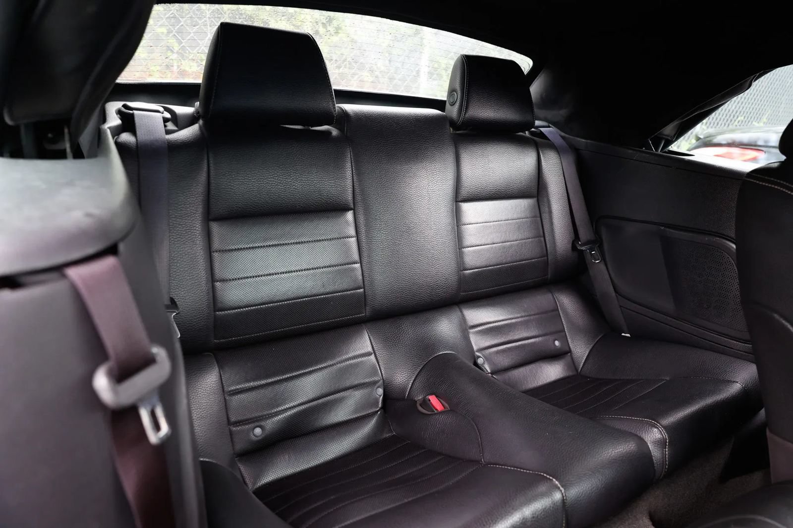 Used 2012 Ford Mustang Premium w/ Electronics Pkg RWD image 23