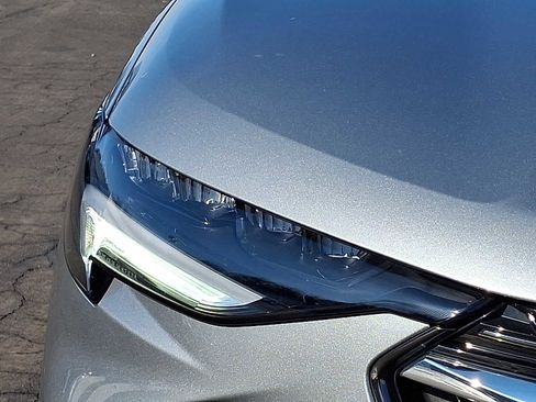 Used 2023 Buick Envision Essence w/ Sport Touring Package image 9