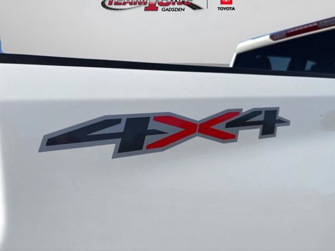 Used 2024 Chevrolet Silverado 2500 LT image 43