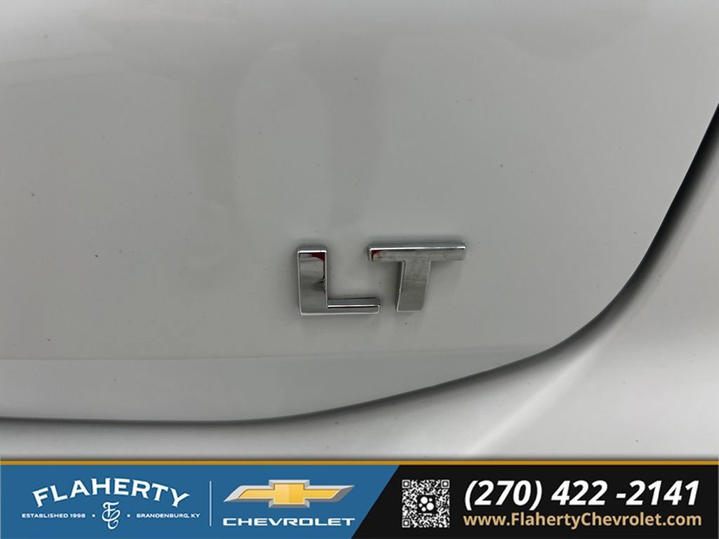 Used 2024 Chevrolet Equinox LT FWD image 18