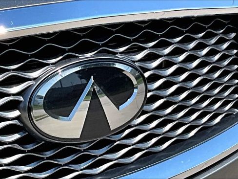 Certified 2023 INFINITI QX50 Luxe AWD/4WD image 11