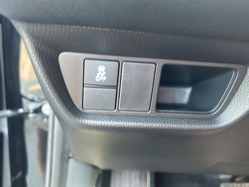 Used 2024 Honda HR-V Sport image 17