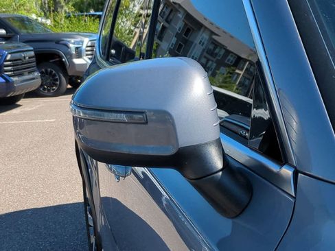 Used 2022 Kia Telluride S FWD image 12