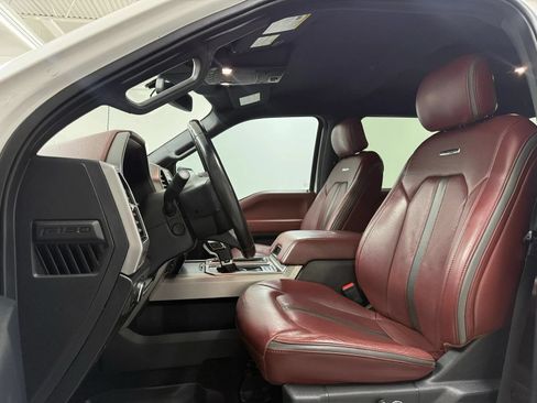 Used 2019 Ford F150 Platinum w/ Equipment Group 701A Luxury AWD/4WD image 18