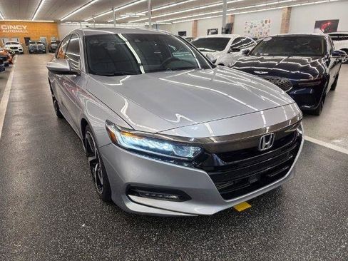 Used 2019 Honda Accord Sport image 3