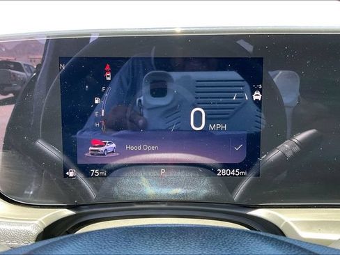 Used 2025 Buick Encore GX Preferred AWD/4WD image 20