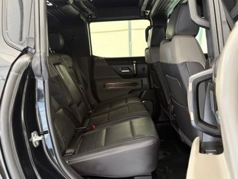 Used 2025 GMC Hummer EV 3X AWD/4WD image 27