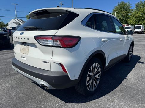 Used 2020 Ford Escape Titanium AWD/4WD image 5