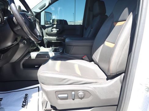 Used 2022 GMC Sierra 3500 AT4 w/ AT4 Premium Plus Package AWD/4WD image 14