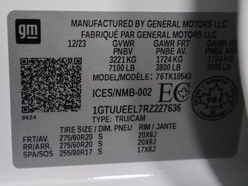 Used 2024 GMC Sierra 1500 AT4 w/ Technology Package AWD/4WD image 50