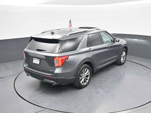 Used 2021 Ford Explorer Limited w/ Equipment Group 301A AWD/4WD image 40