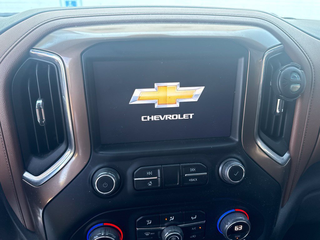 Used 2022 Chevrolet Silverado 2500 High Country w/ Safety Package II AWD/4WD image 12