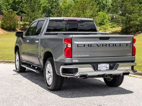 Used 2019 Chevrolet Silverado 1500 LTZ w/ LTZ Plus Package AWD/4WD image 4