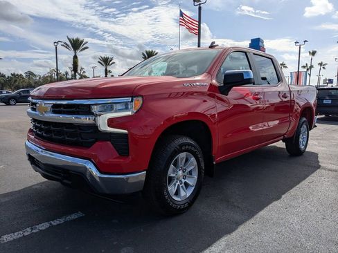 Used 2025 Chevrolet Silverado 1500 LT image 8