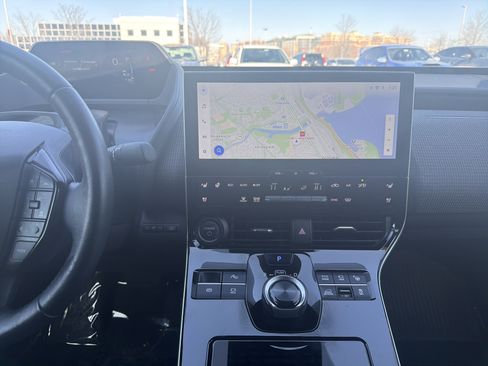 Used 2024 Toyota bZ4X AWD image 10