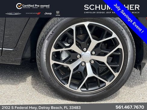 Certified 2023 Jeep Grand Cherokee Summit AWD/4WD image 9