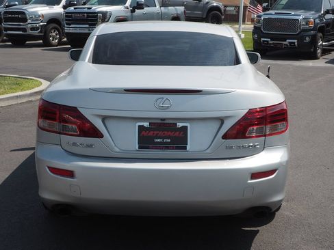 Used 2010 Lexus IS 250C RWD image 6
