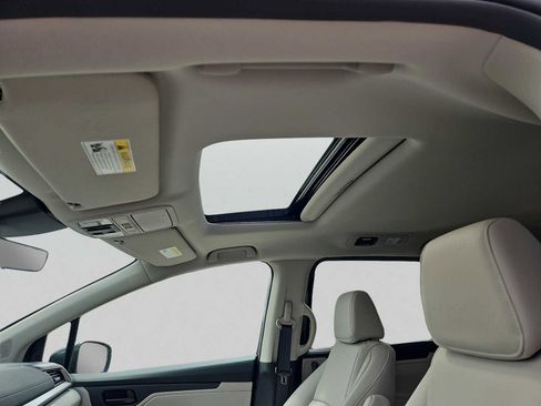 New 2026 Honda Odyssey EX-L image 9