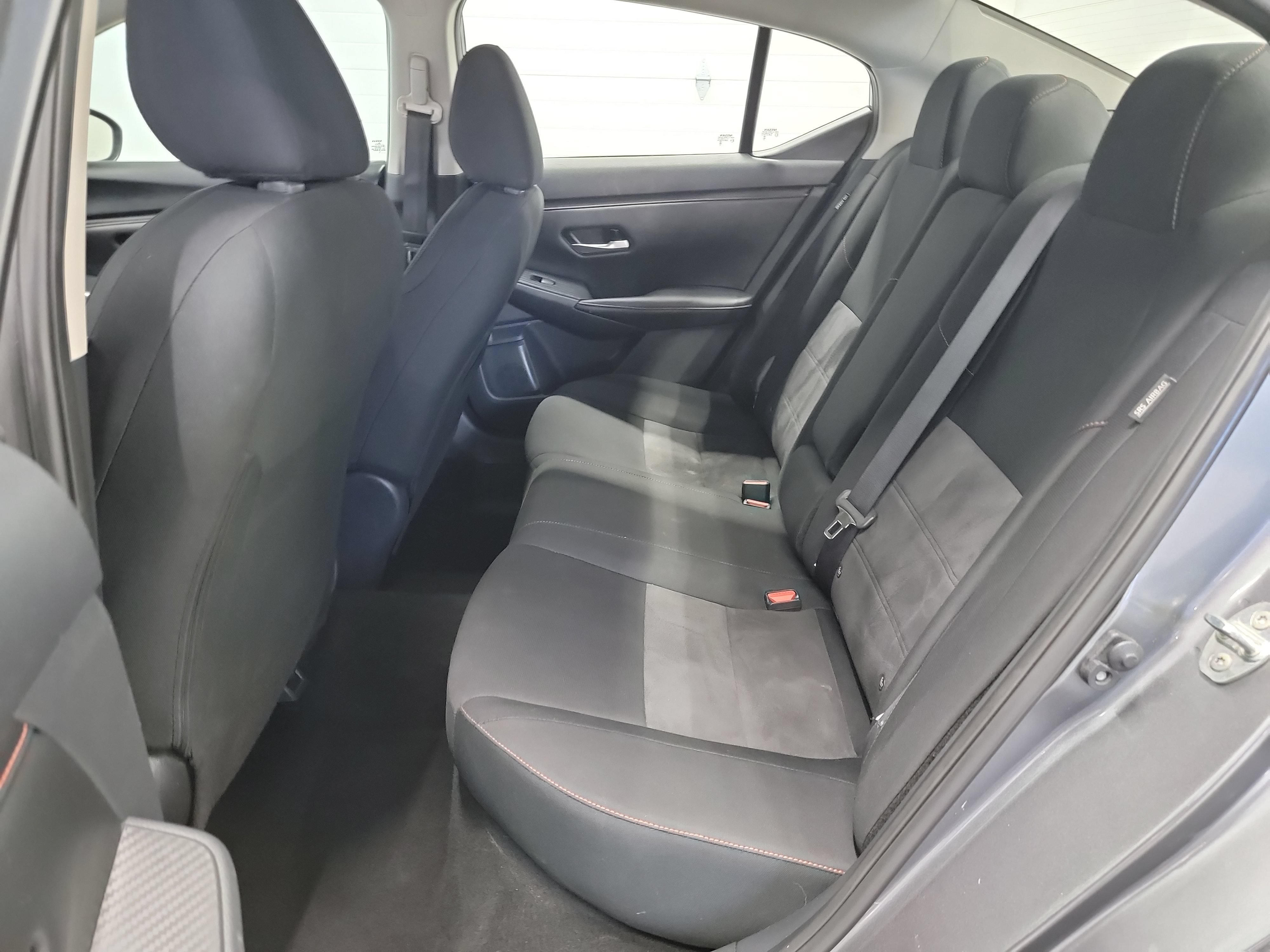 Used 2025 Nissan Sentra SR FWD image 27