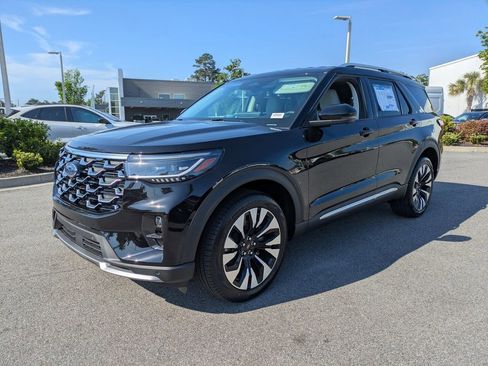 New 2026 Ford Explorer Platinum image 8