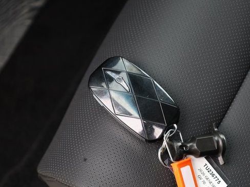 New 2026 Genesis GV70 2.5T Select image 32