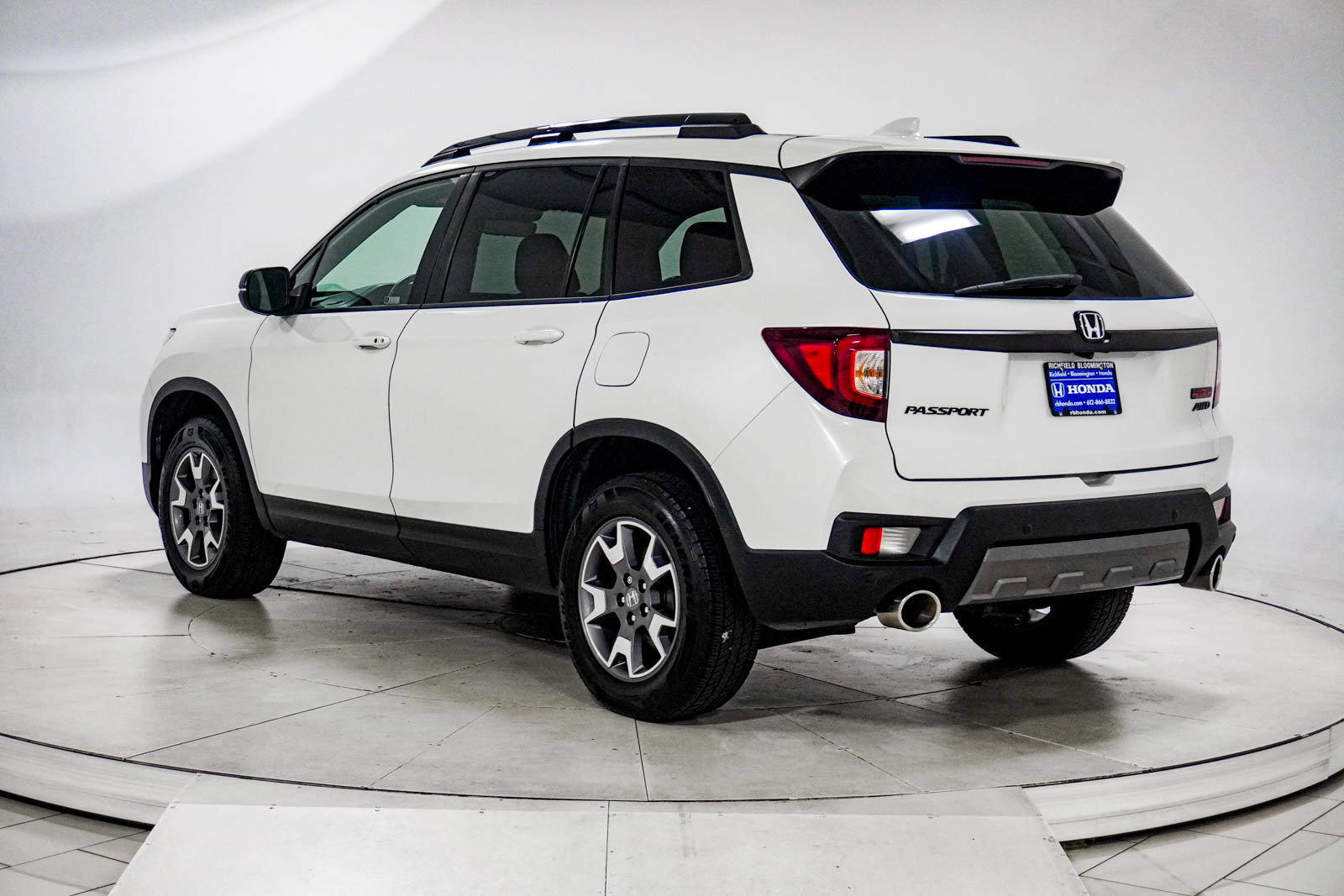 Used 2022 Honda Passport TrailSport image 6