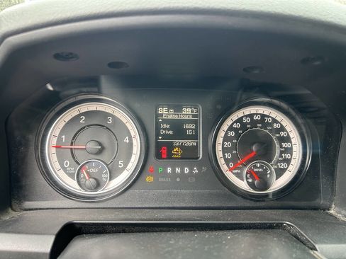 Used 2018 RAM 5500 Tradesman w/ Power Accessory Group image 33