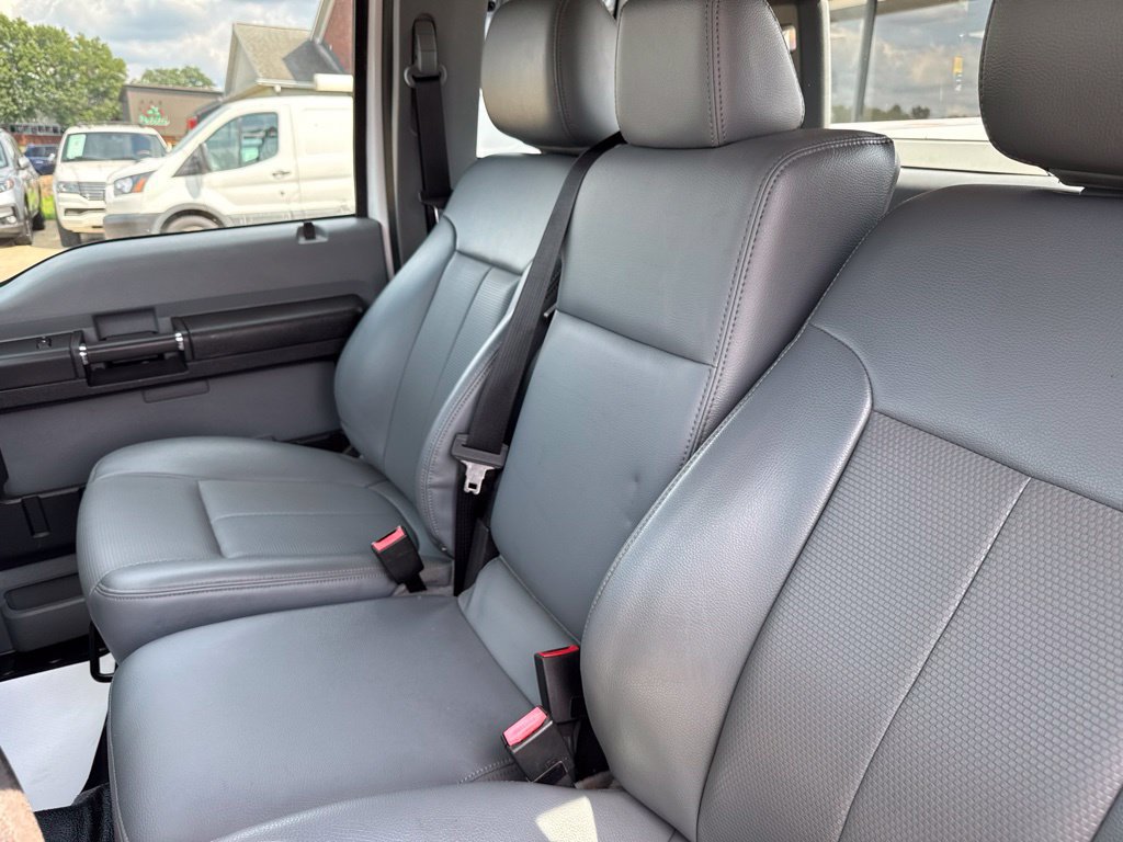 Used 2015 Ford F250 XL w/ Power Equipment Group AWD/4WD image 27