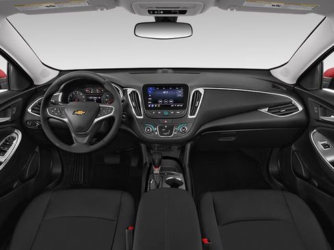 Used 2025 Chevrolet Malibu RS image 3