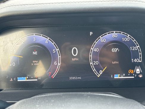 Used 2022 Jeep Grand Cherokee L Limited w/ Trailer Tow Group (B) image 15