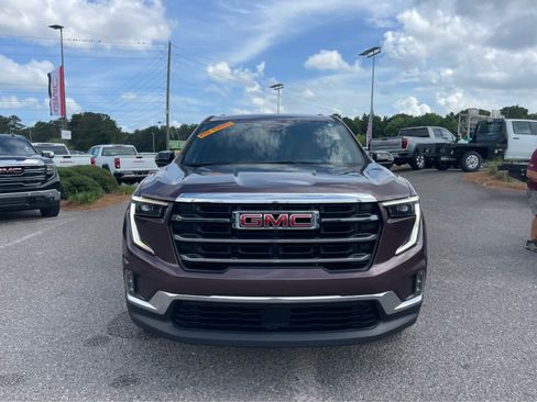 Used 2024 GMC Acadia Elevation w/ Luxury Package AWD/4WD image 2