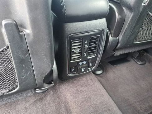 Used 2017 Dodge Durango GT w/ Premium Group image 9